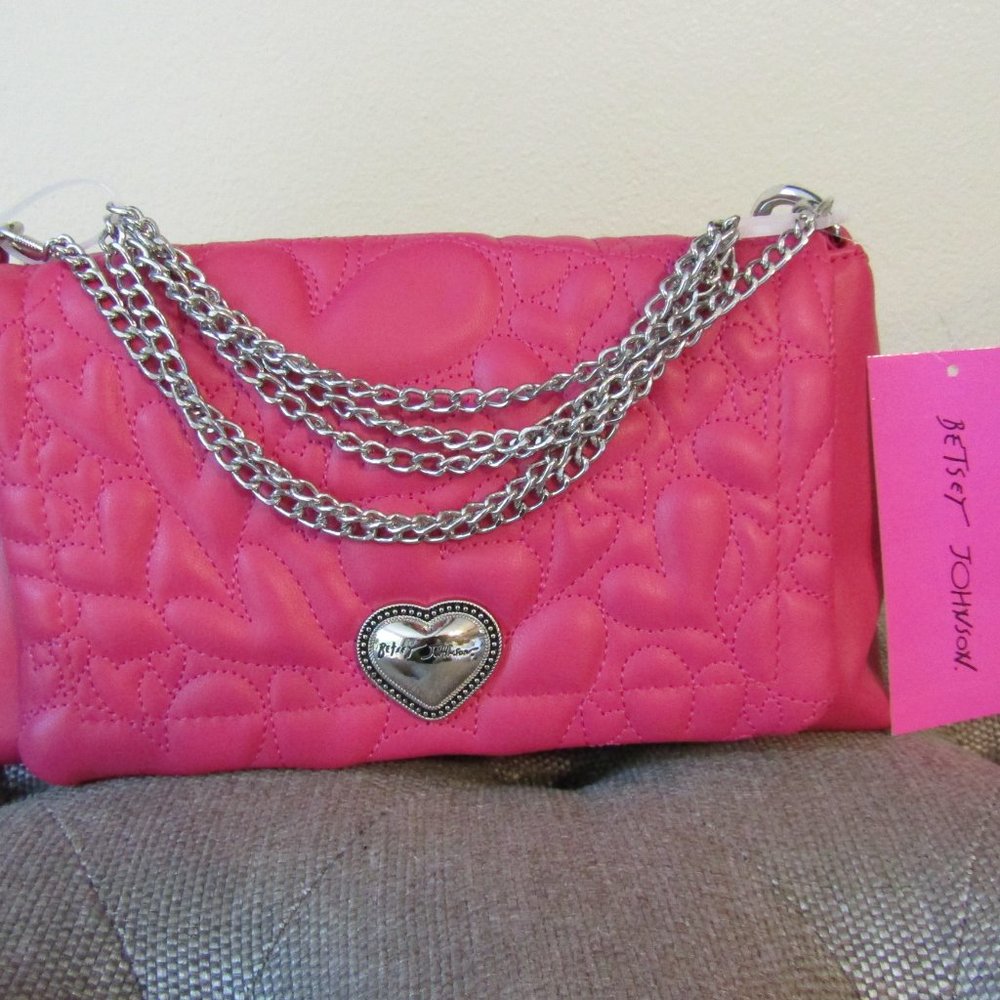 Betsey Johnson Fuchia XOGABBY Puff Heart Crossbody💖 - Picture 4 of 12